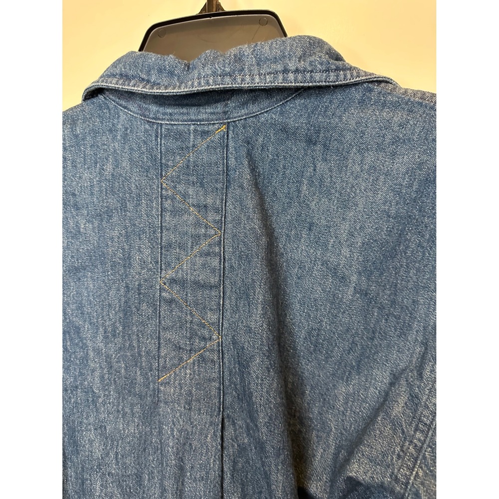 Vintage Woolrich Denim Button Down Shirt Medium Wash Cotton Made in USA Small - Picture 7 of 7